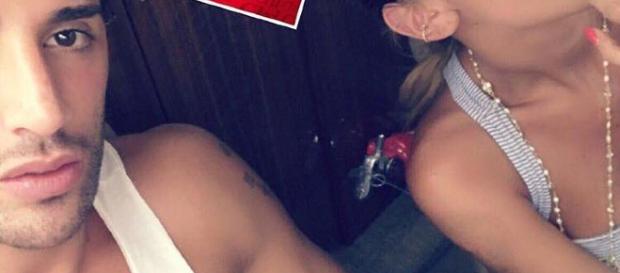 Andrea Iannone e Belen Rodriguez sempre più innamorati Andrea Iannone e Belen Rodriguez sempre più innamorati