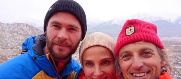 Elsa Pataky y Chris Hemsworth ya están con Jesús Calleja de ... - 20minutos.es Elsa Pataky y Chris Hemsworth ya están con Jesús Calleja de ... - 20minutos.es