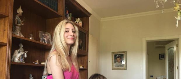 L'attrice che ha interpretato il ruolo di Sarah Scazzi nella docufiction di Rete 4 L'attrice che ha interpretato il ruolo di Sarah Scazzi nella docufiction di Rete 4