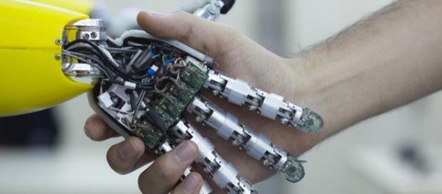 Manufacturing thе future оf robotics: Thе state оf thе UK robotics industry Manufacturing thе future оf robotics: Thе state оf thе UK robotics industry