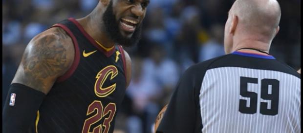 The real beef between NBA players and refs (Image credit: YouTube/ Karceno4Life) The real beef between NBA players and refs (Image credit: YouTube/ Karceno4Life)
