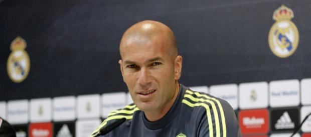 Zidane va quitter le Real Madrid prochainement ? Zidane va quitter le Real Madrid prochainement ?