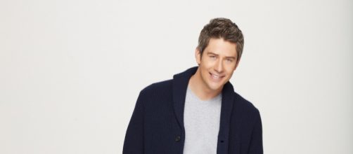 'Bachelor' Arie Luyendyk Jr. reportedly shakes things up on Season 22 of 'The Bachelor' - [Image via Craig Sjodin/ABC]