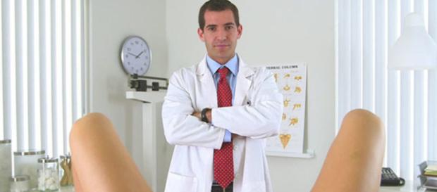 Caso sinta algum problema, procure sempre o médico Caso sinta algum problema, procure sempre o médico