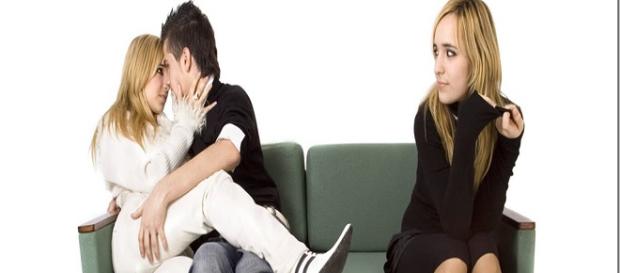 Las relaciones son pasajeras, la amistad verdadera Las relaciones son pasajeras, la amistad verdadera
