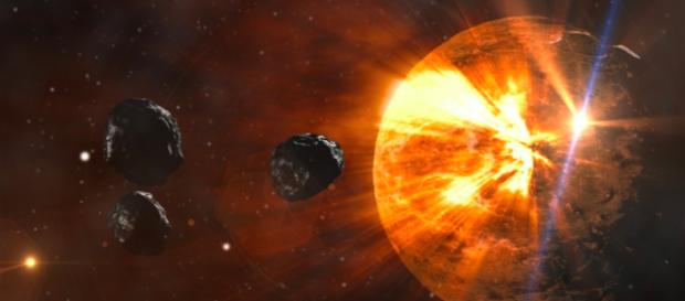 Una bola de fuego se acerca al planeta Tierra Una bola de fuego se acerca al planeta Tierra