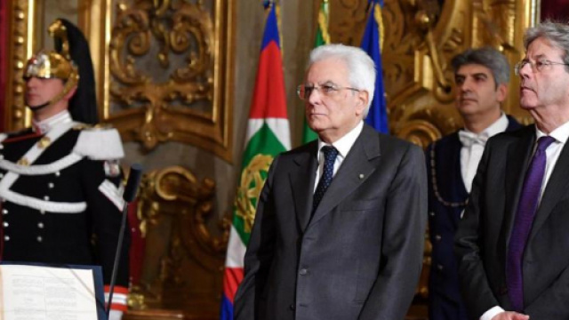 Gentiloni : &ldquo;Un anno a Palazzo Chigi come su un ottovolante ... - lastampa.it