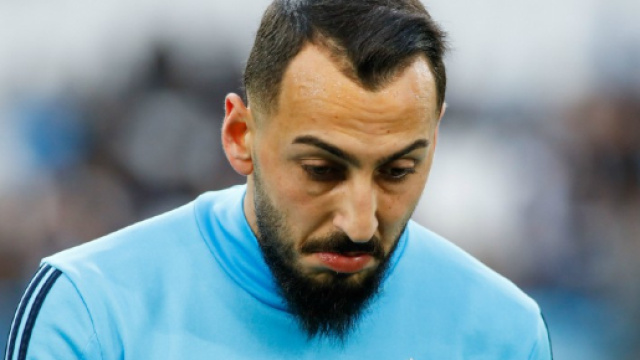 La mise au point du clan Mitroglou