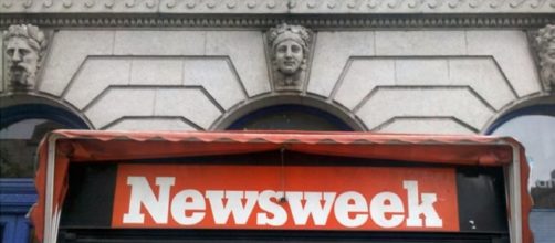 NEWSWEEK'S HEADQUARTERS RAIDED BY NYPD! - [James Munder / YouTube screencap]