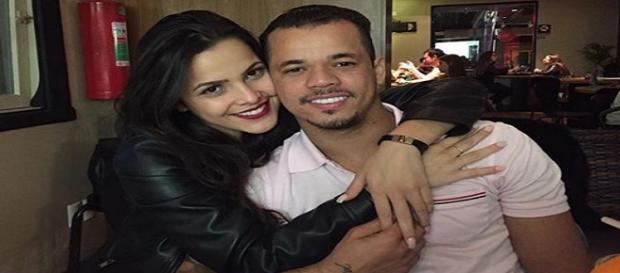 Casal confirmou o namoro sério Casal confirmou o namoro sério