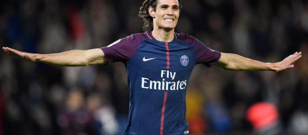 Edison Cavani es codiciado por toda Europa. Edison Cavani es codiciado por toda Europa.