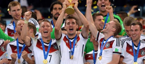 Germany will try to equalize the five cups of Brazil - FIFA.com - fifa.com Germany will try to equalize the five cups of Brazil - FIFA.com - fifa.com