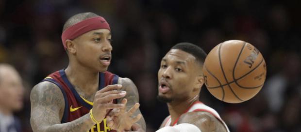 Isaiah Thomas es señalado por sus compañeros Isaiah Thomas es señalado por sus compañeros