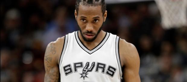 Kawhi Leonard está lesionado aún Kawhi Leonard está lesionado aún
