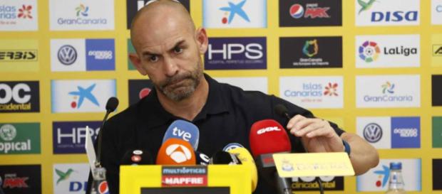 Pelea entre el nuevo entrenador de las Palmas y Remy Pelea entre el nuevo entrenador de las Palmas y Remy