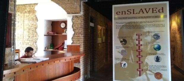 Un atractivo de la Ciudad de Belice es su pequeño museo, donde se narra su historia. Un atractivo de la Ciudad de Belice es su pequeño museo, donde se narra su historia.