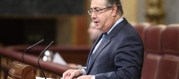 Zoido, sobre las palabras de Trapero: "No puedo pensar que se ... - 20minutos.es Zoido, sobre las palabras de Trapero: "No puedo pensar que se ... - 20minutos.es