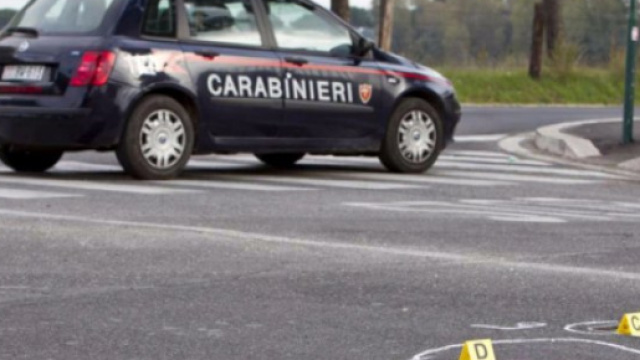 A Bari arrestata una suocera: ha fatto investire il genero per intascare i soldi dell'assicurazione.