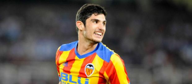 Gonçalo Guedes va revenir au sein du Paris Saint-Germain ? Gonçalo Guedes va revenir au sein du Paris Saint-Germain ?