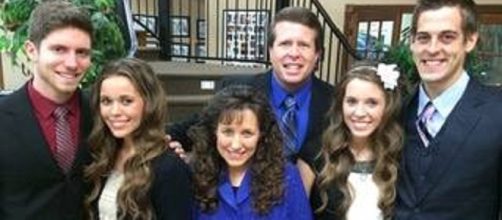 Duggar family compared to Turpin Family | Youtube TLC "Counting On"