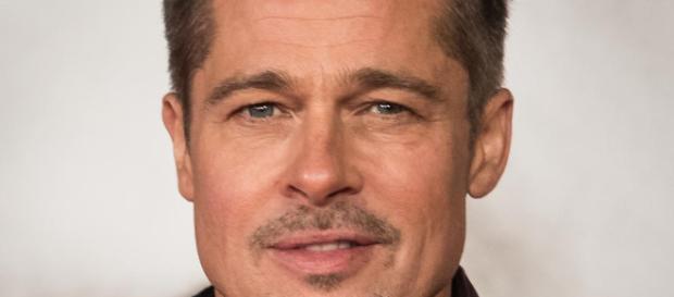 Brad Pitt hizo una gran oferta de $120mil por ver un episodio de Games of Thrones Brad Pitt hizo una gran oferta de $120mil por ver un episodio de Games of Thrones