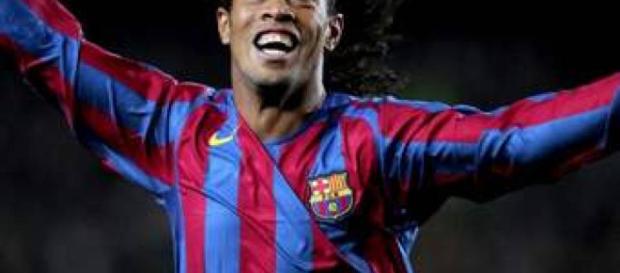 Ronaldinho se retira de manera oficial del fútbol - com.mx Ronaldinho se retira de manera oficial del fútbol - com.mx