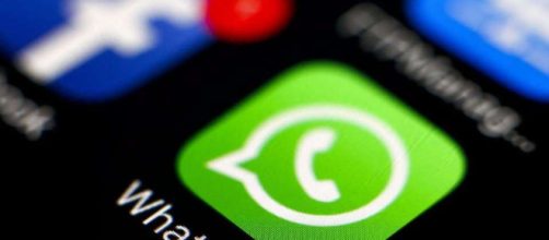 WhatsApp: arriva lo scambio di denaro tra utenti