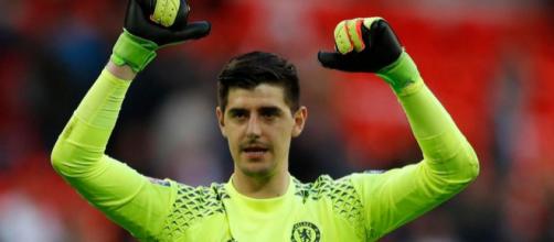 Chelsea to offer Thibaut Courtois bumper new contract to fight off ... - thesun.co.uk