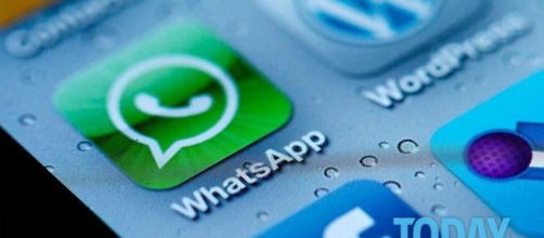 WhatsApp: la nuova truffa arriva via sms
