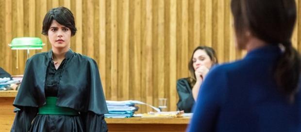 Duda e Adriana se reconhecem como mãe e filha no tribunal nesta segunda(22) em ''O Outro Lado do Paraíso'' Duda e Adriana se reconhecem como mãe e filha no tribunal nesta segunda(22) em ''O Outro Lado do Paraíso''