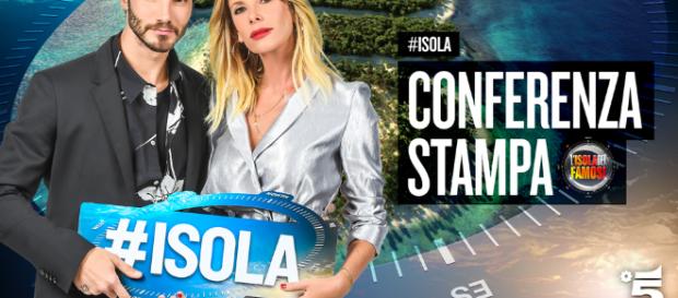 L'Isola dei Famosi 2018:Stefano De Martino e Alessia Marcuzzi L'Isola dei Famosi 2018:Stefano De Martino e Alessia Marcuzzi