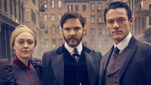 Dakota Fanning, Daniel Brühl, Luke Evans in The Alienist
