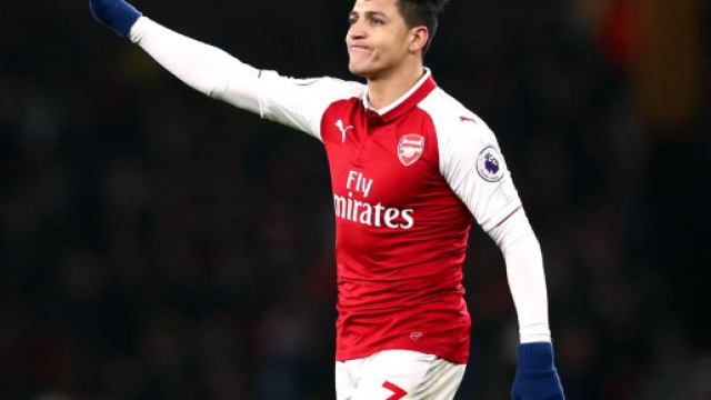 Football Angleterre - Mercato : Alexis Sanchez s'en va à United ... - foot01.com