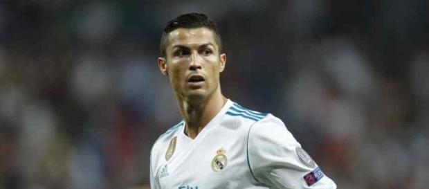 Cristiano Ronaldo continua em problemas no Real Cristiano Ronaldo continua em problemas no Real