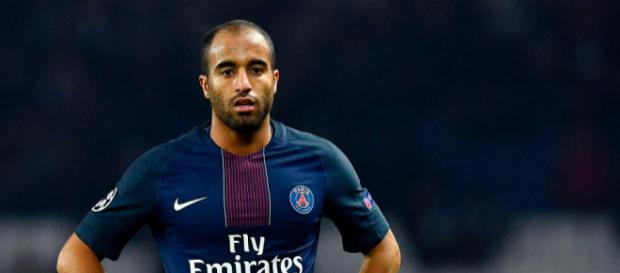 PSG : Lucas Moura poussé dehors par Unai Emery avant la dernière semaine du mercato ! PSG : Lucas Moura poussé dehors par Unai Emery avant la dernière semaine du mercato !