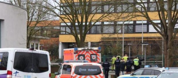 Schüler getötet: Polizei nimmt Mitschüler fest - Berchtesgadener ... - berchtesgadener-anzeiger.de Schüler getötet: Polizei nimmt Mitschüler fest - Berchtesgadener ... - berchtesgadener-anzeiger.de