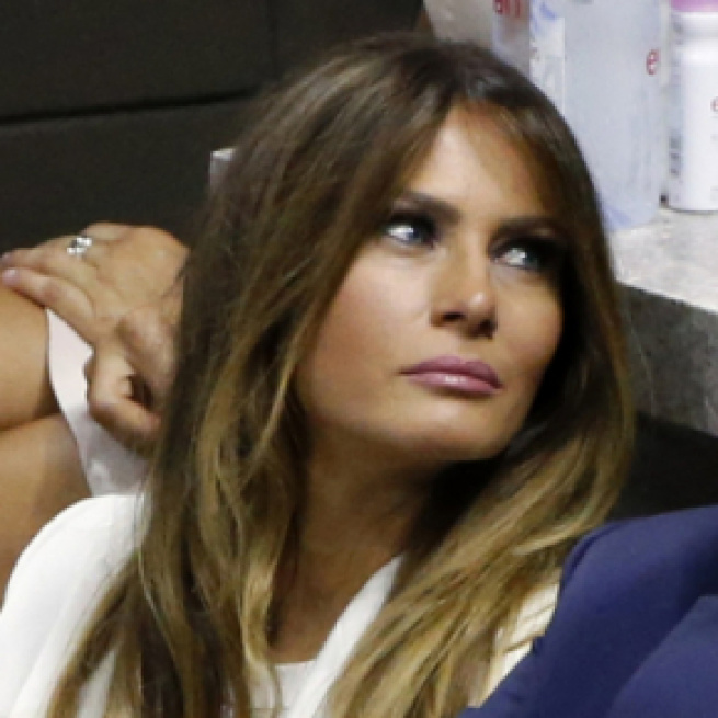 Melania Just Rejected Donald Trump's Hand *Again*, So He Grabbed ... - magzian.com