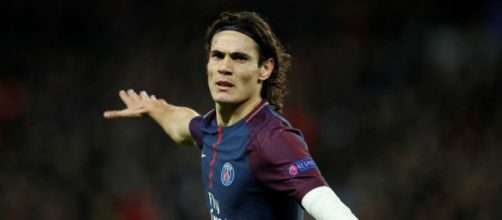 Dhorasoo se paye Cavani (et le PSG) - Football - Sports.fr - sports.fr