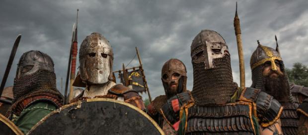 El famoso Rey Irlandés, Brian Boru, es ampliamente acreditado con la derrota de los vikingos en la Batalla de Clontar, hace más de 1.000 años. El famoso Rey Irlandés, Brian Boru, es ampliamente acreditado con la derrota de los vikingos en la Batalla de Clontar, hace más de 1.000 años.