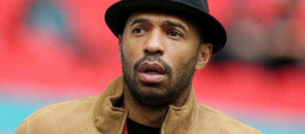 Henry insiste en que no jugó un papel en la salida del Arsenal de el chileno Henry insiste en que no jugó un papel en la salida del Arsenal de el chileno