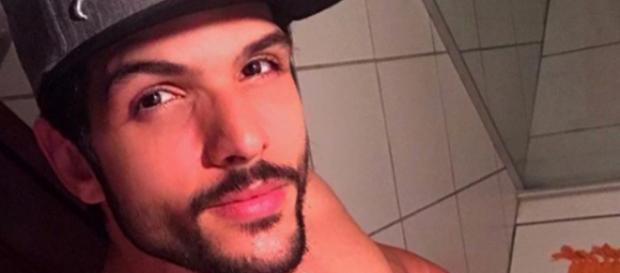 Modelo já fez ensaio nu e teve fotos vazadas na internet Modelo já fez ensaio nu e teve fotos vazadas na internet