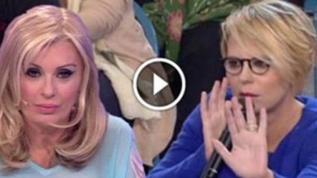 Uomini e donne, Tina cacciata via?