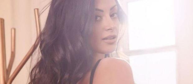 Aline mostrou suas curvas no Instagram (Reprodução - Instagram) Aline mostrou suas curvas no Instagram (Reprodução - Instagram)