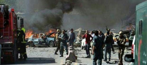 Attentato a Kabul nei pressi del Ministero dell'Interno Attentato a Kabul nei pressi del Ministero dell'Interno