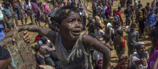 Aung San Suu Kyi, es llamado para asesorar sobre la crisis de Rohingya. Aung San Suu Kyi, es llamado para asesorar sobre la crisis de Rohingya.