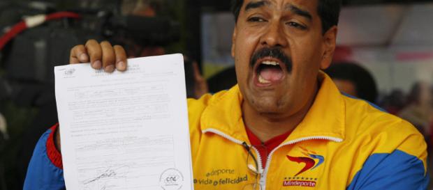La Portada Canadá | Por decreto Maduro se quiere mantener en el ... - laportadacanada.com La Portada Canadá | Por decreto Maduro se quiere mantener en el ... - laportadacanada.com