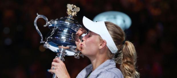 Wozniacki gano su primer Grand Slam. www.wtatennis.com. Wozniacki gano su primer Grand Slam. www.wtatennis.com.