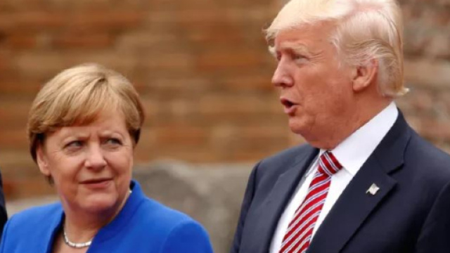 Davos, Merkel contro Trump: "Il protezionismo non è la risposta"