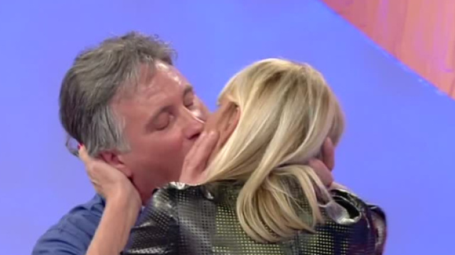 Gemma accusa Tina di avere una storia con Giorgio e poi lo bacia