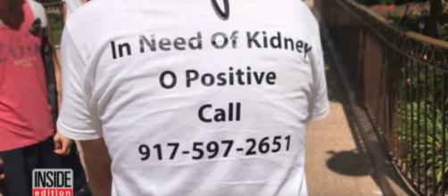 Robert Liebowitz's special kidney donation shirt saved his life. (Image Credit: Walt Disney World/Youtube screencap)